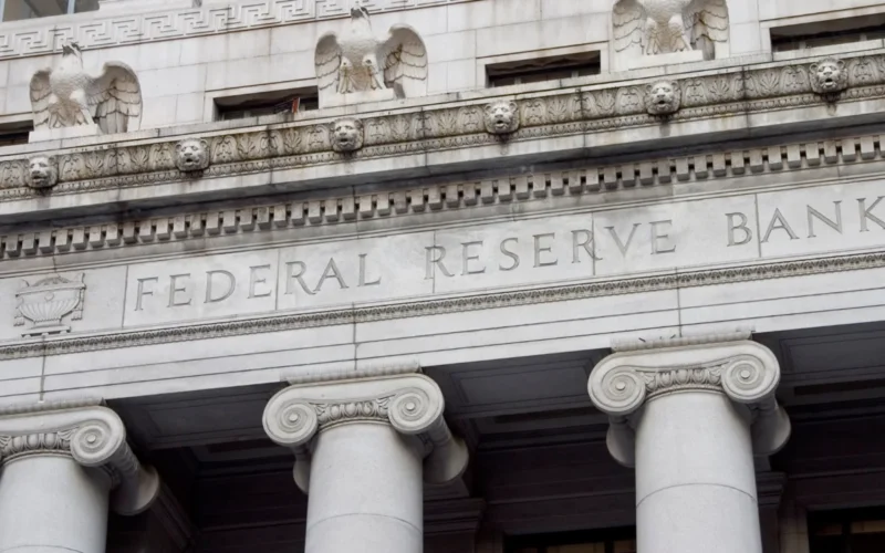 Inflação nos EUA sobe para 3,6% em abril, aponta Fed de NY