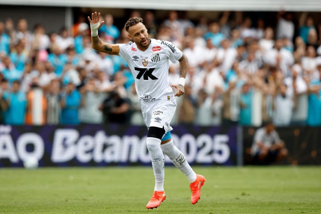 Neymar marca na despedida da Vila e Santos vence Bragantino
