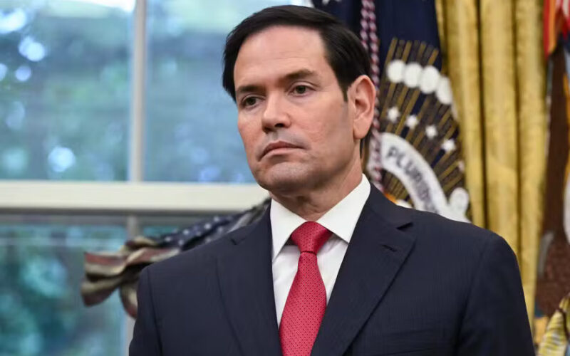 Rubio e Lavrov falam sobre Ucrânia em meio a ataques