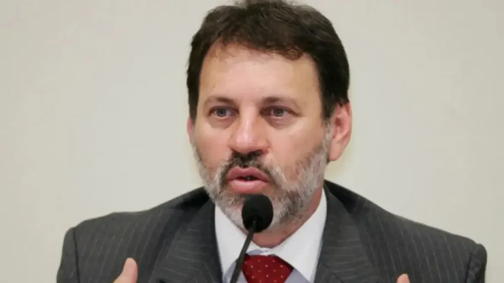 Delúbio Soares nega que candidatura em 2026 busque resgate