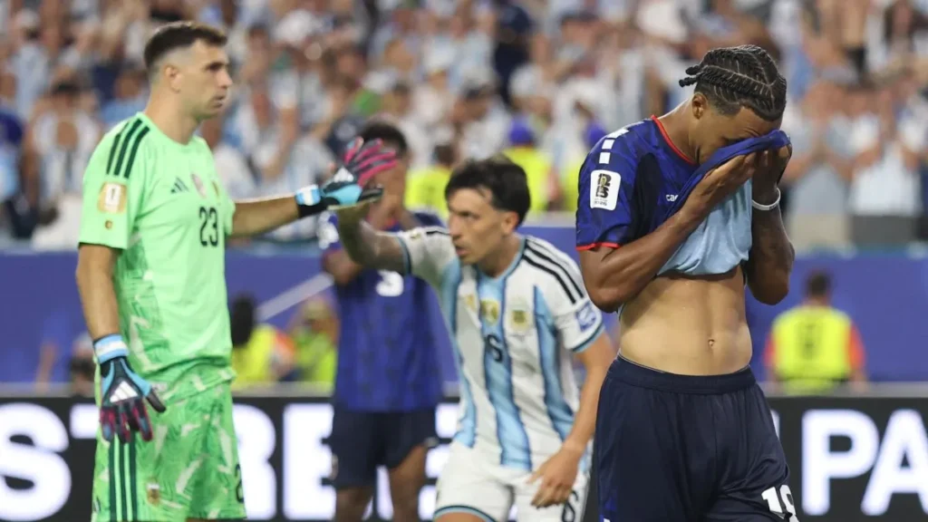 Argentina vence Cabo Verde na prorrogação e evita vexame na Copa