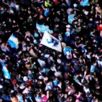Argentina explode em festa após virada histórica sobre Inglaterra