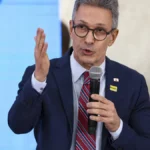 Zema defende voto impresso como complemento à urna