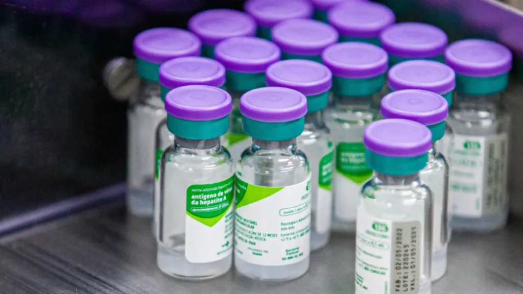 Casos de hepatite A disparam em SP e superam total de 2025