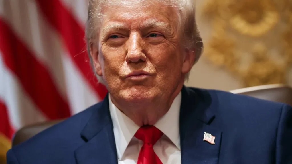 Indicações políticas dominam 90% dos postos de embaixador de Trump