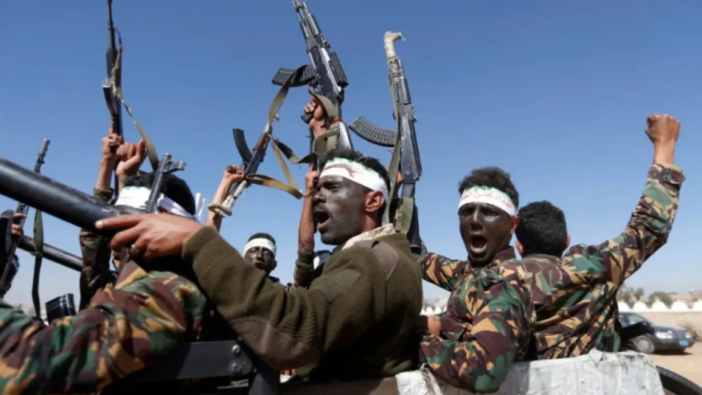 Iêmen acusa houthis de ataque letal a navio no Mar Vermelho