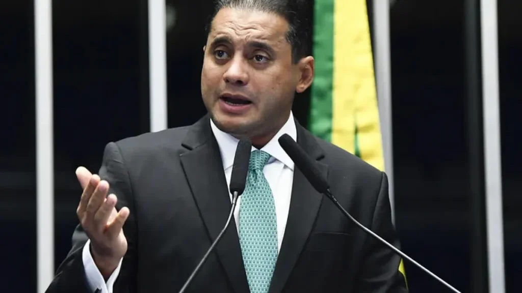 PF aponta ligações entre senador e ministro do STJ