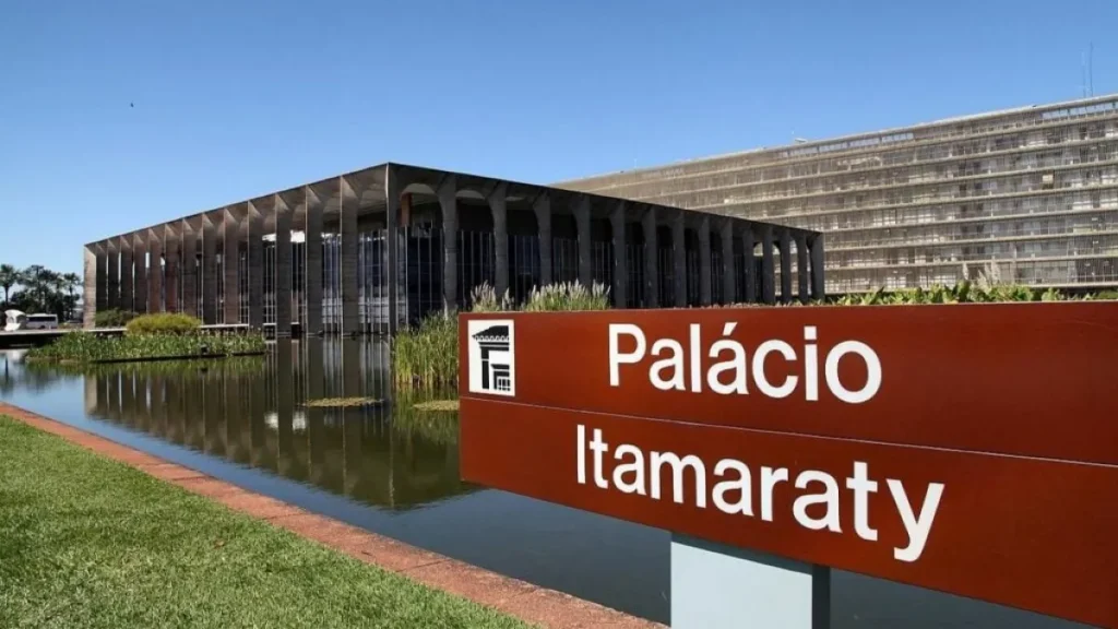 Pedidos de certidão brasileira para crianças nos EUA disparam